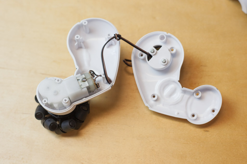 WowWee CHiP Robot Toy Dog Teardown