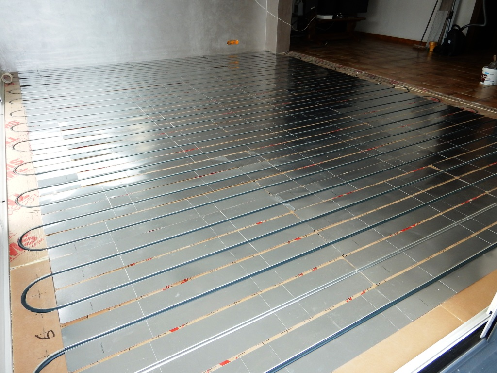 Plancher chauffant véranda prêt à recevoir un parquet