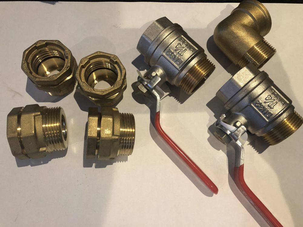 Kit de liaison pour collecteur de corbeille géothermique