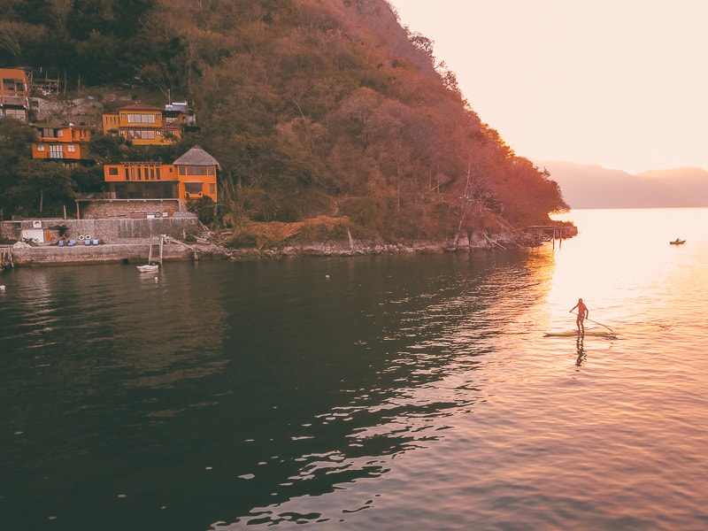 lake atitlan paddle boarding