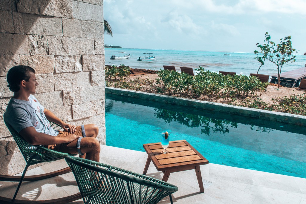 luxury hotel rooms in mexico
