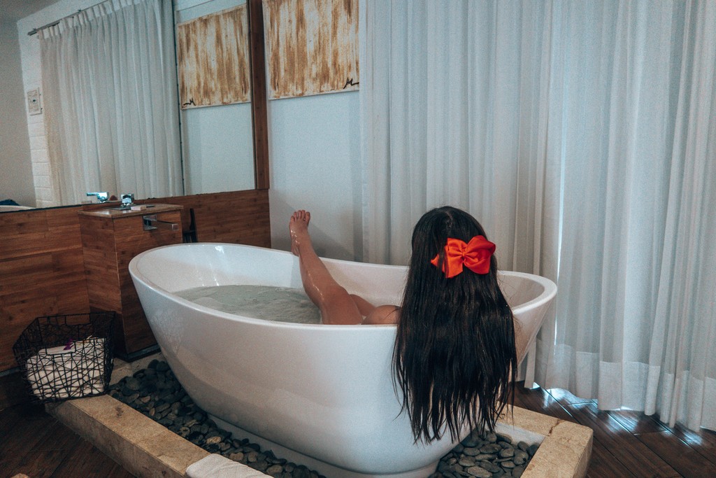 luxury hotel rooms
