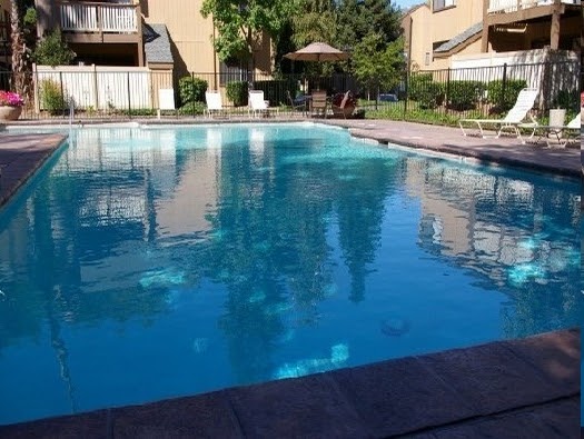 Omnify helped Alicante Villas HOA simplify amenity reservations effectively