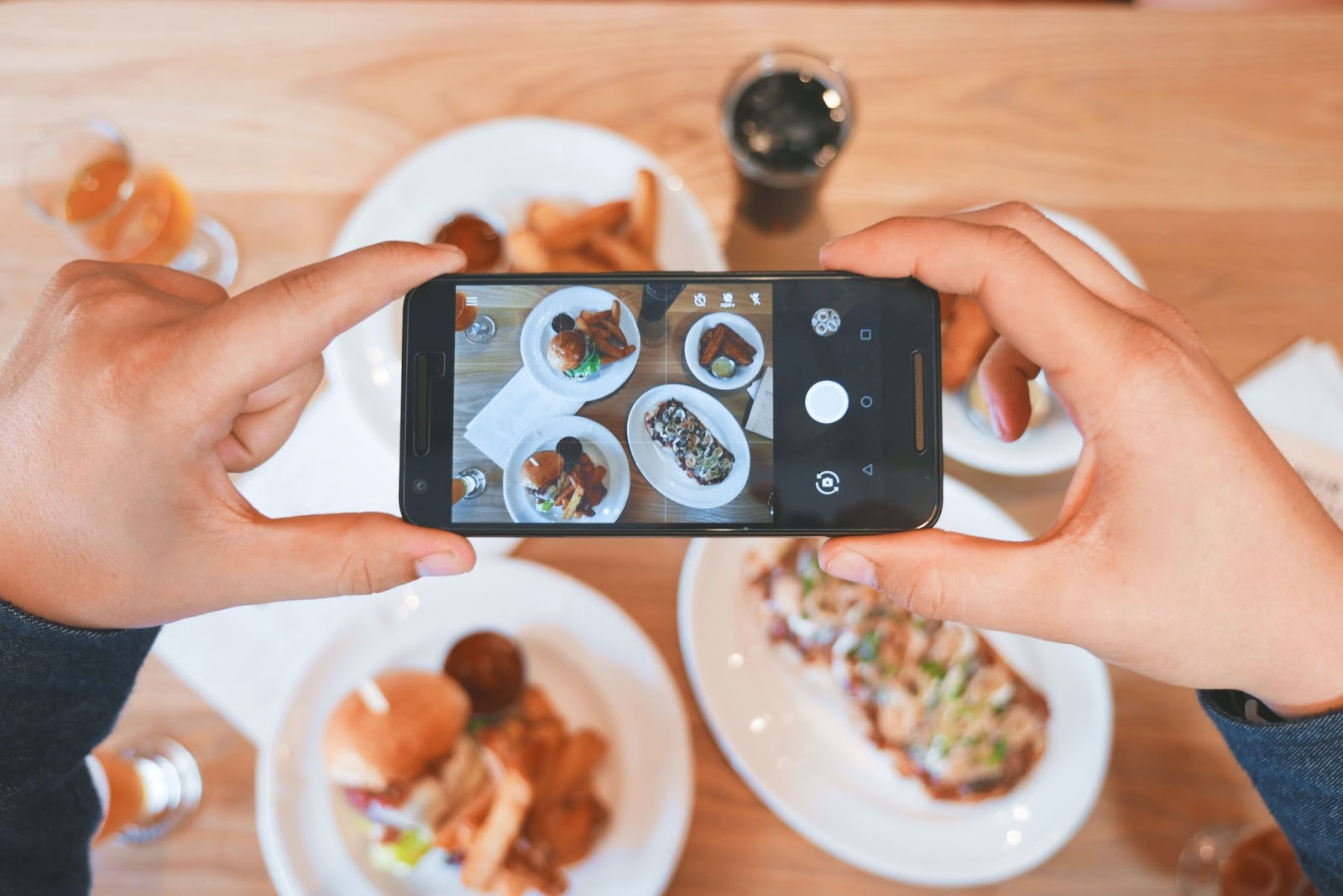 Instagram stories help in interactive and engaging with fitness brands