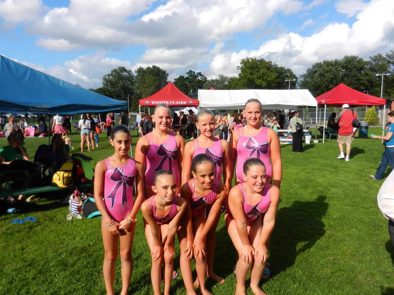 synchronized swimming, diving as well as aqua fitness offered a Piscine Lakeide pool