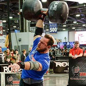 Dan Falcone powerlifting in photo