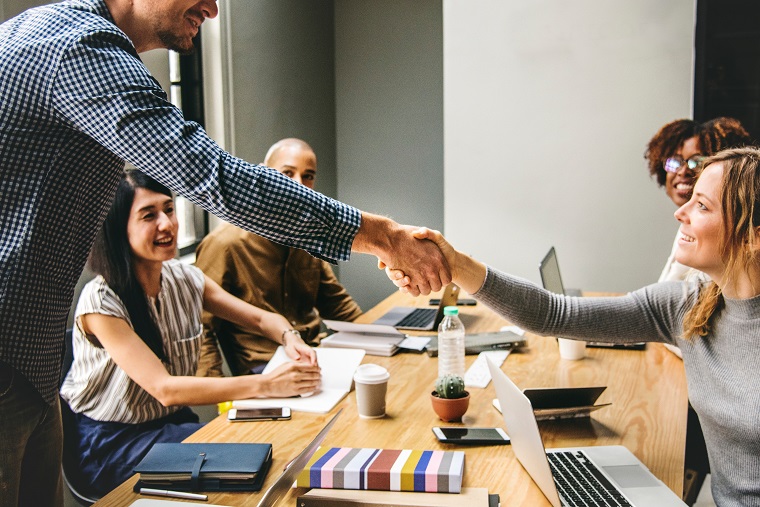 freelance-clients-selling