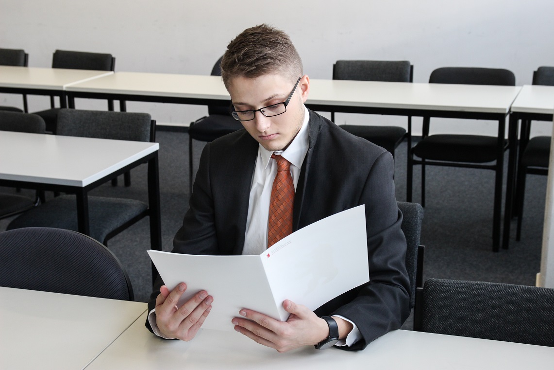 how-to-review-a-contract-negotiations
