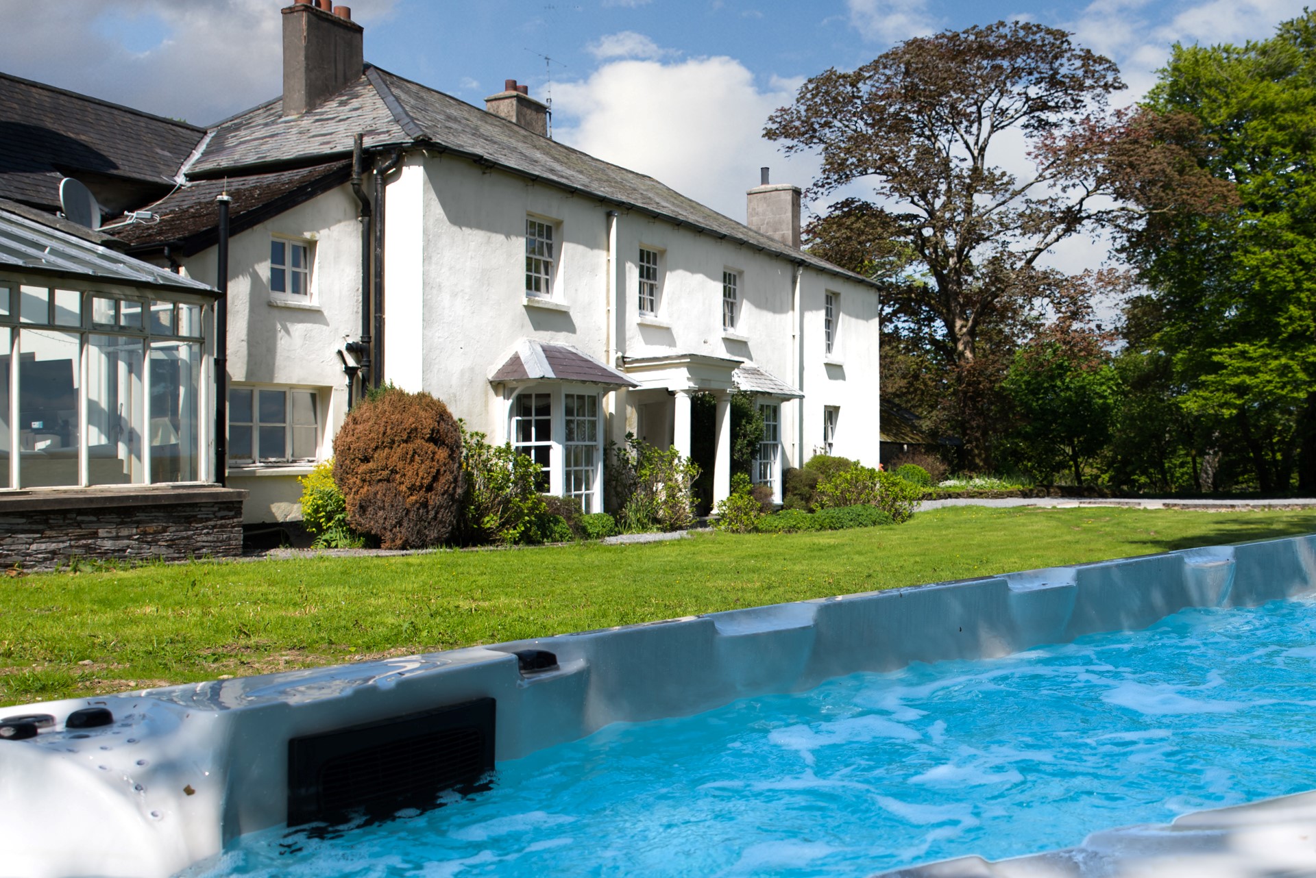 Self Catering Cottages With A Hot Tub