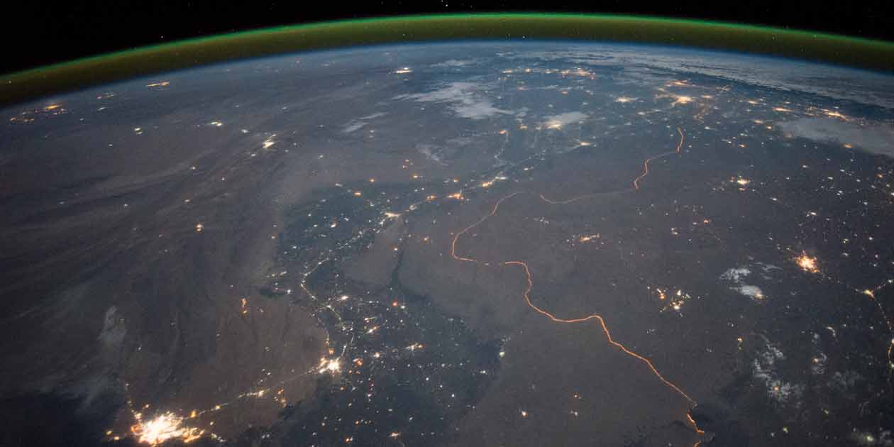The India-Pakistan border in 2015, as viewed from the International Space Station. Photo by the ISS Crew Earth Observations Facility and the Earth Science and Remote Sensing Unit, Johnson Space Center, in the public domain.
