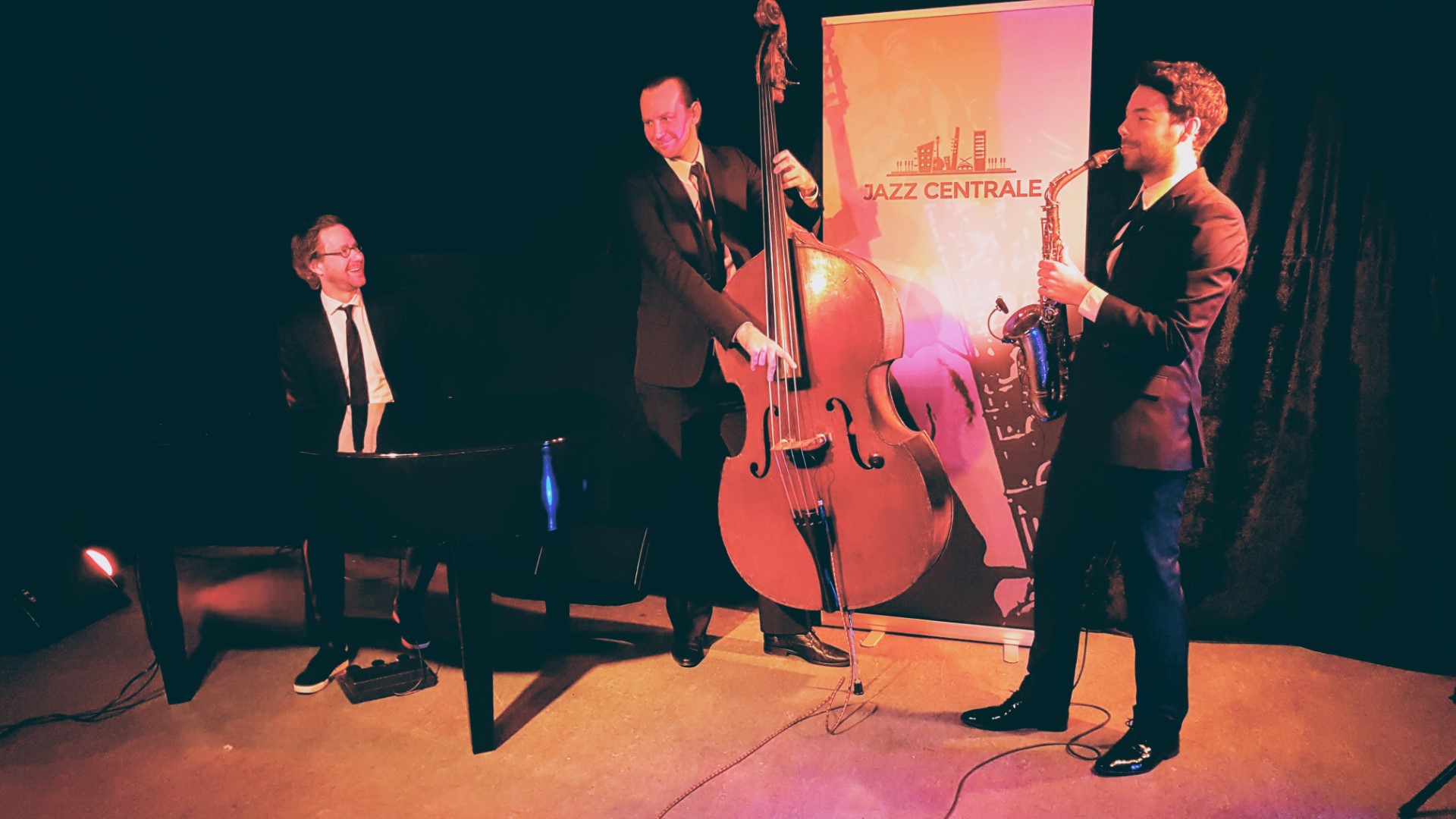 Saxophone Jazz Trio piano + double bass + saxophone Choose the no. 1 in jazz