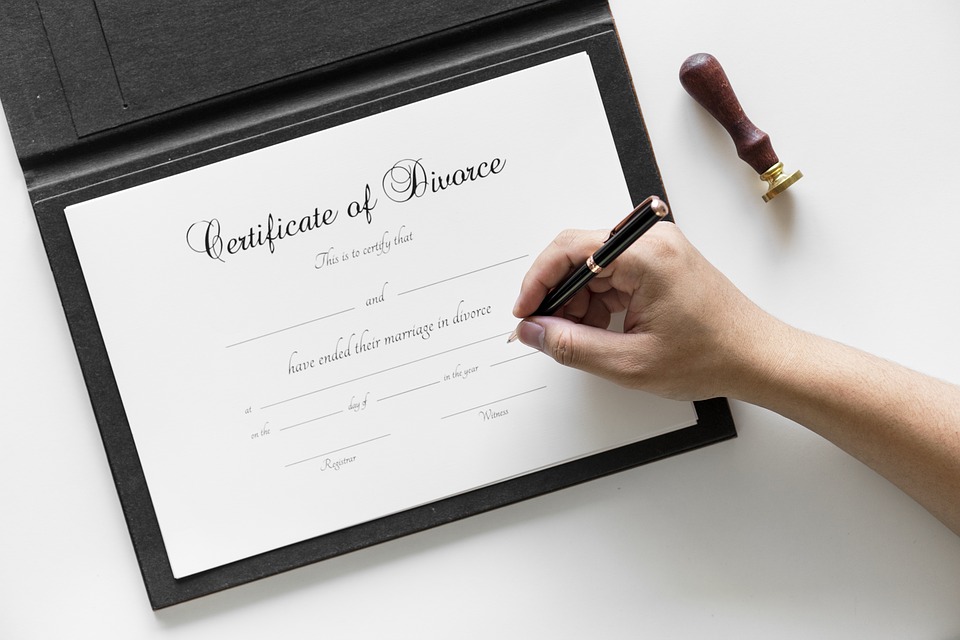 How To Get A Divorce in Illinois