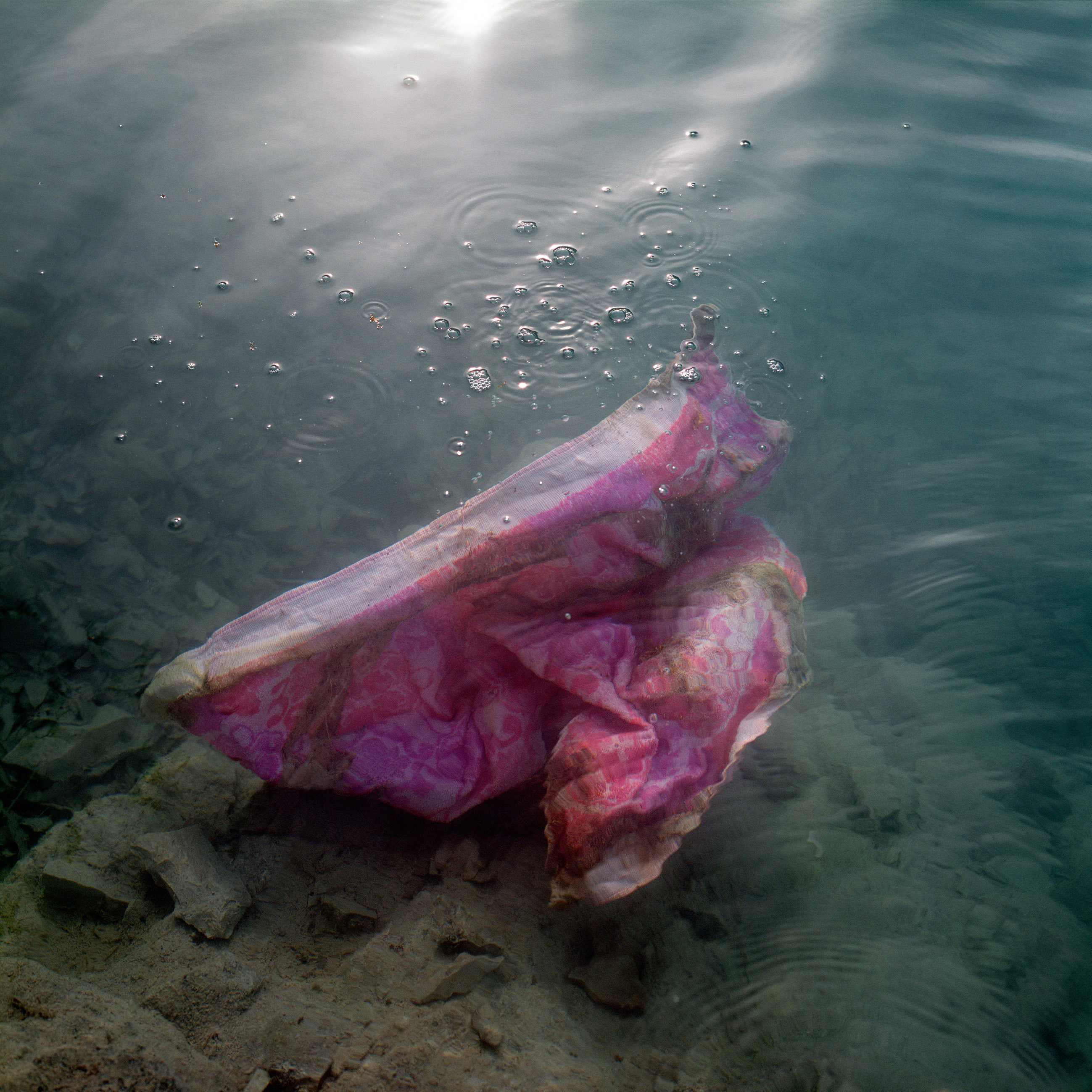 Sascha Weidner Flooding II, 2011 Pigmentdruck, Pigment print 110 x 110 cm, © The Estate of Artist Sascha Weidner, courtesy The Estate of Artist Sascha Weidner