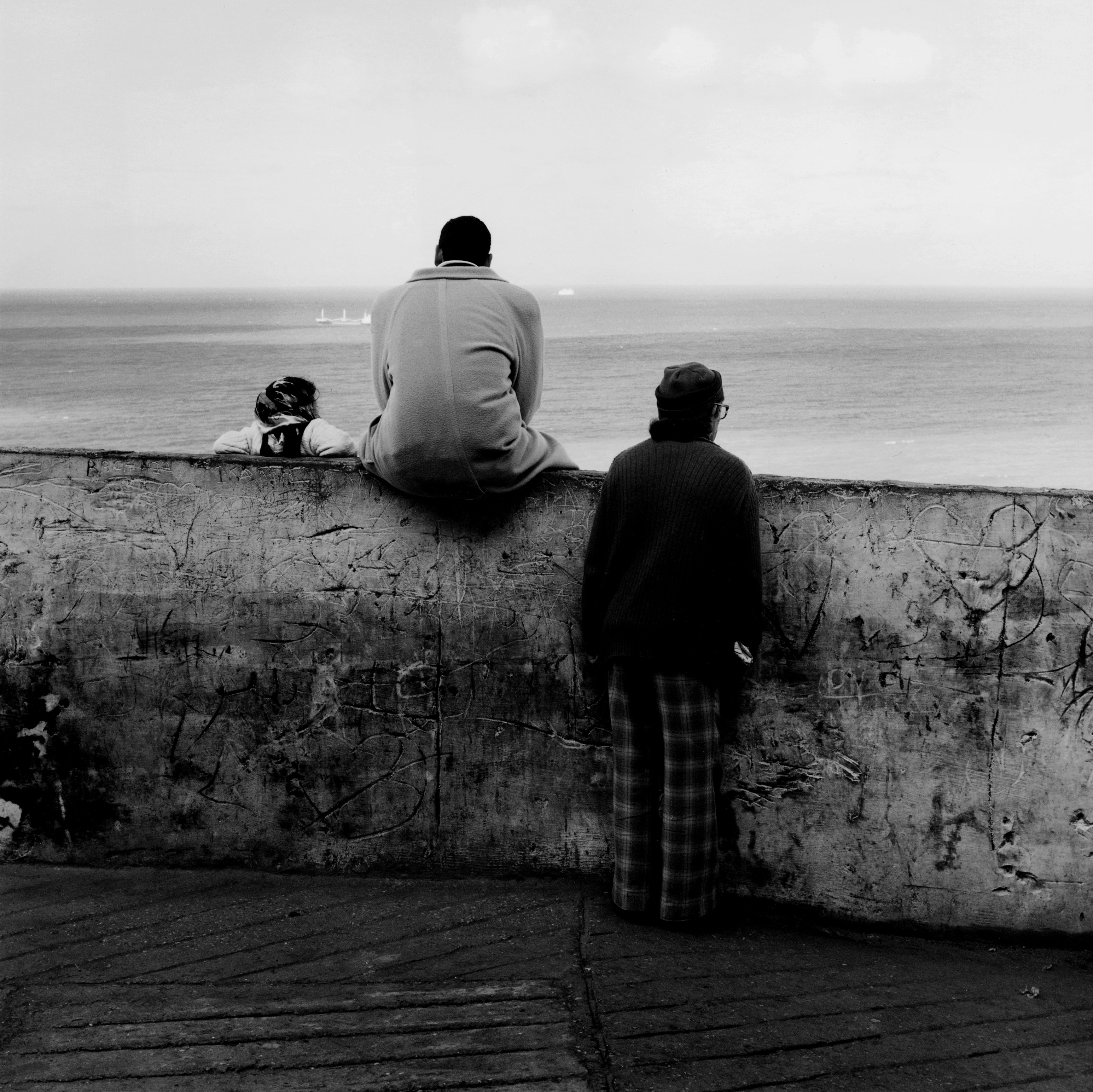Yto Barrada Le Belvedere Tanger (Detail), 2001 Tintenstrahldruck, Inkjet print 49,5x58cm, © Yto Barrada, courtesy ofthe artist and Polaris Galerie, Paris