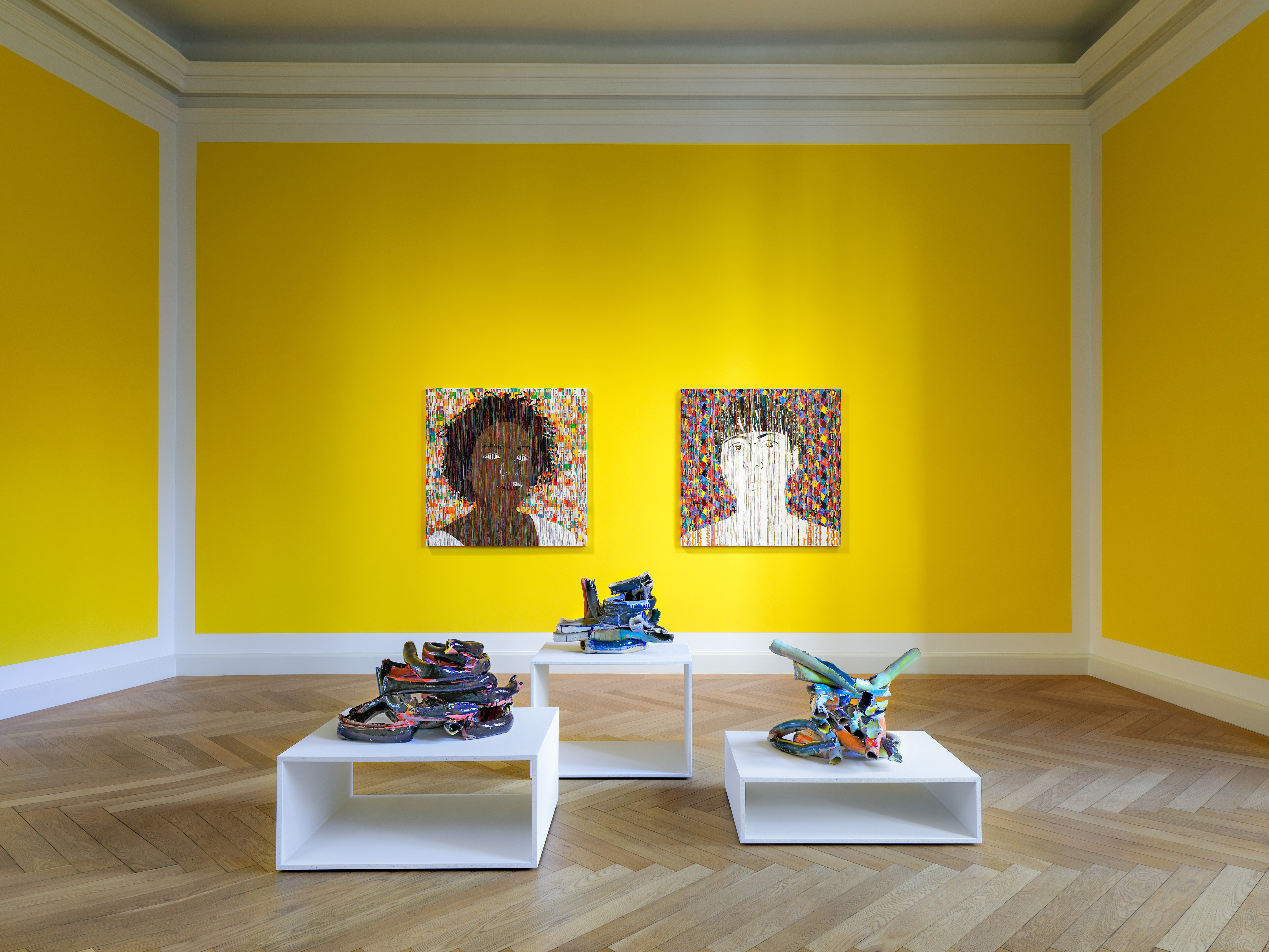 Ghada Amer, Installationsansicht / Exhibition view, Courtesy: KEWENIG, Berlin, Photo: Lepkowski Studios, Berlin