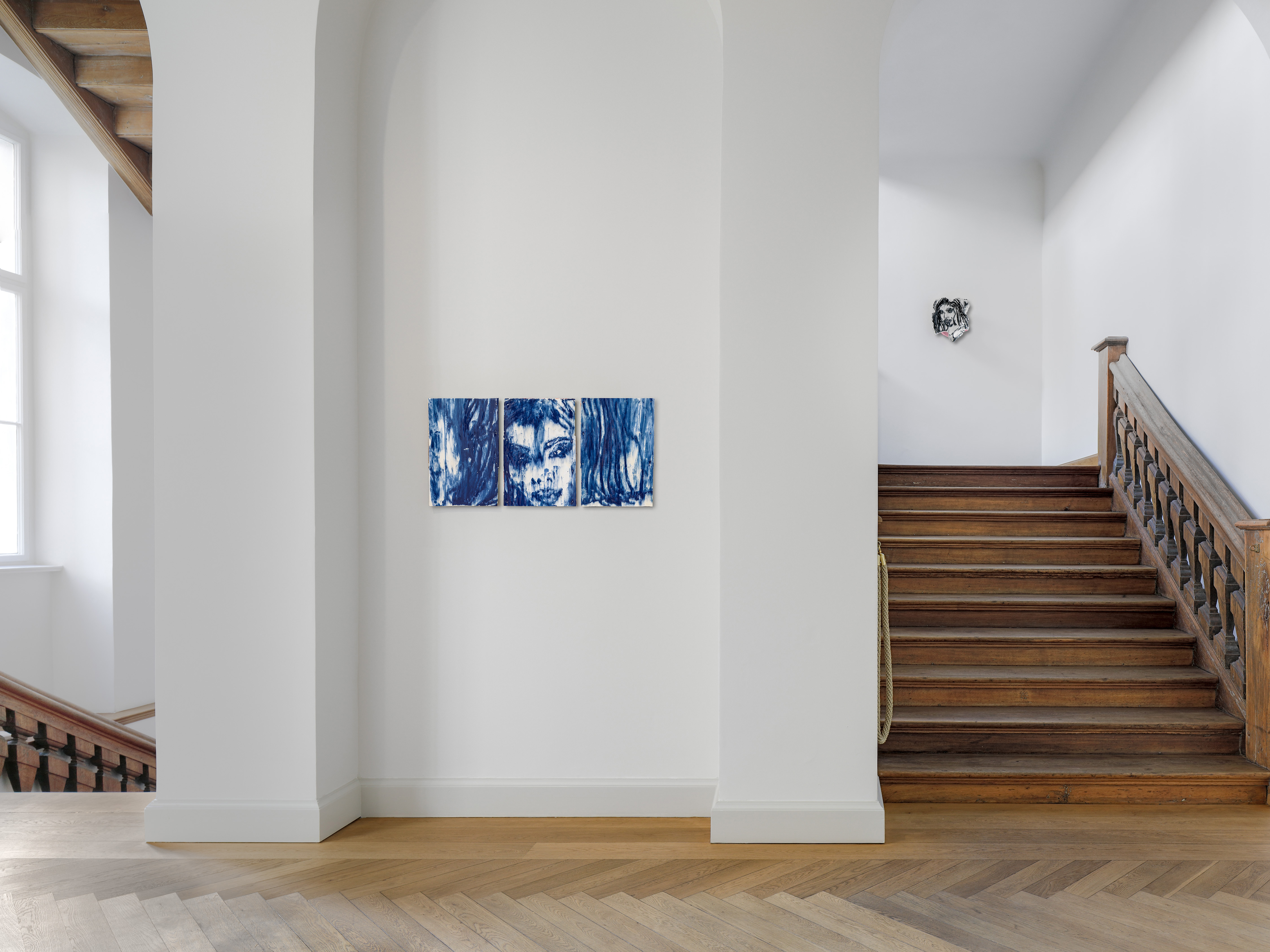 Ghada Amer, Installationsansicht / Exhibition view, Courtesy: KEWENIG, Berlin, Photo: Lepkowski Studios, Berlin