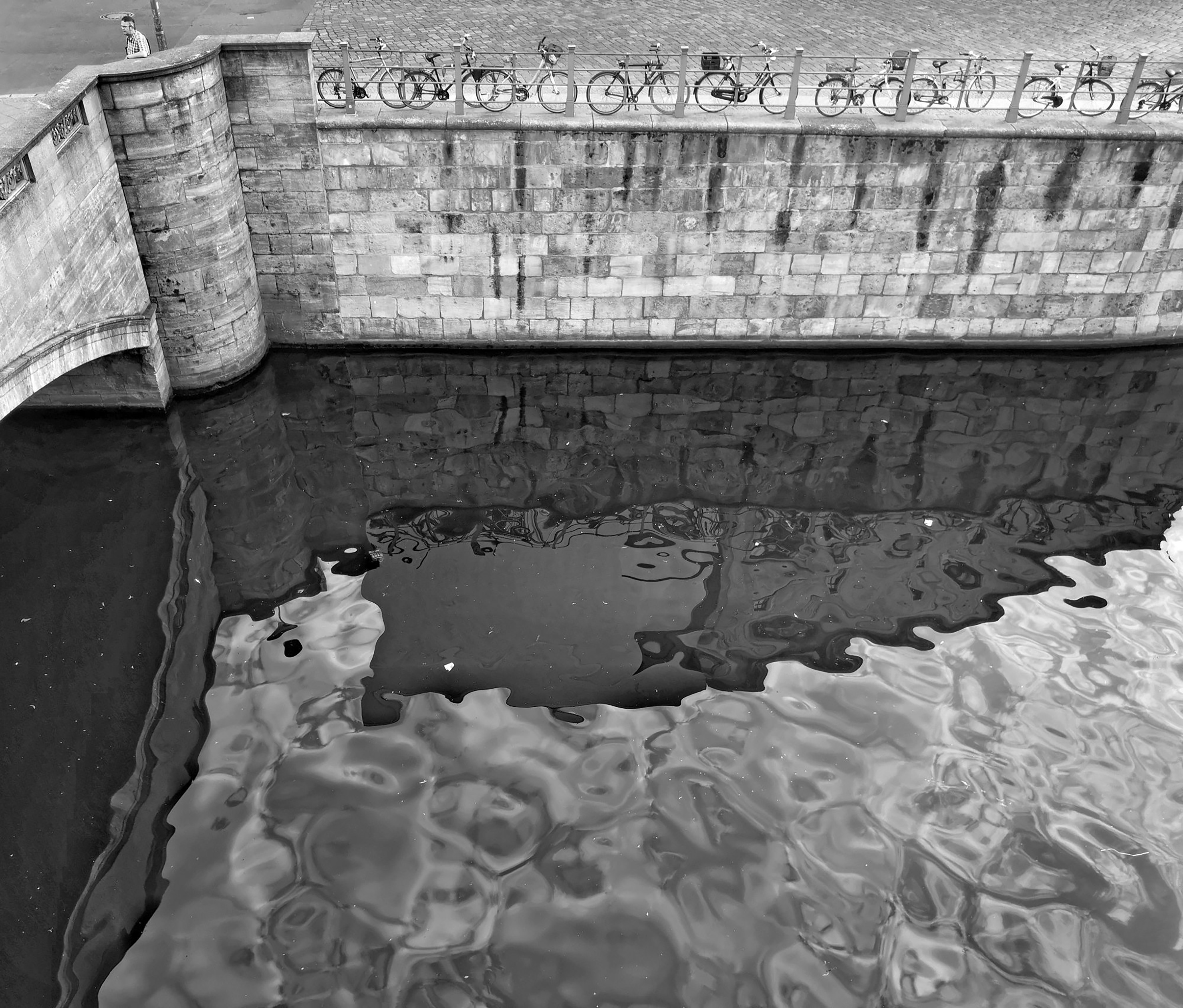 Museumsinsel, 2019/07/18, Silbergelatine Abzug / silver gelatin print, Printed 2021, Copyright Barbara Wolff