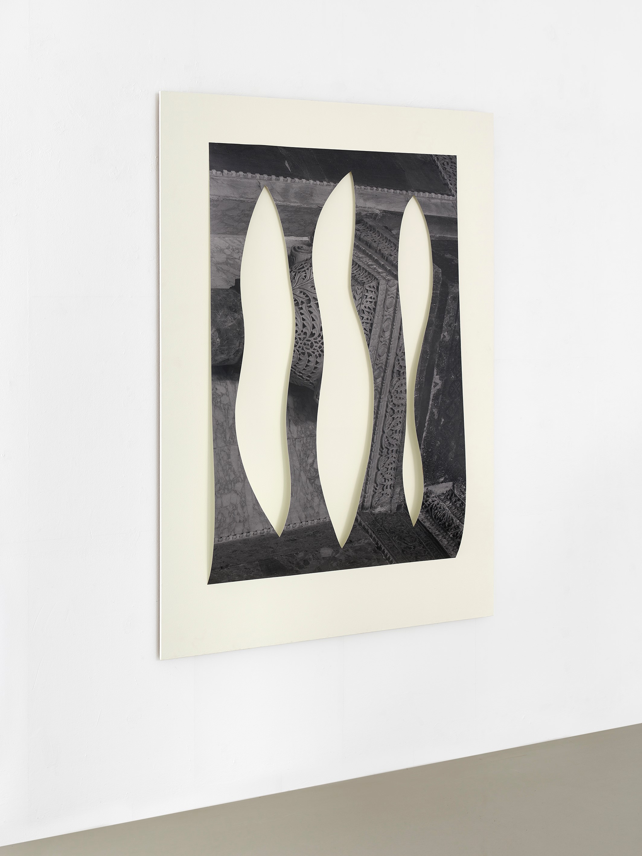 6. Ali Kaaf, The Byzantine Corner N 1, 2019, photography, incision, inkjet print on Hahnemühle FineArt Baryta Satin, 130 x 86 cm, Edition 3, Foto: Eric Tschernow © Ali Kaaf