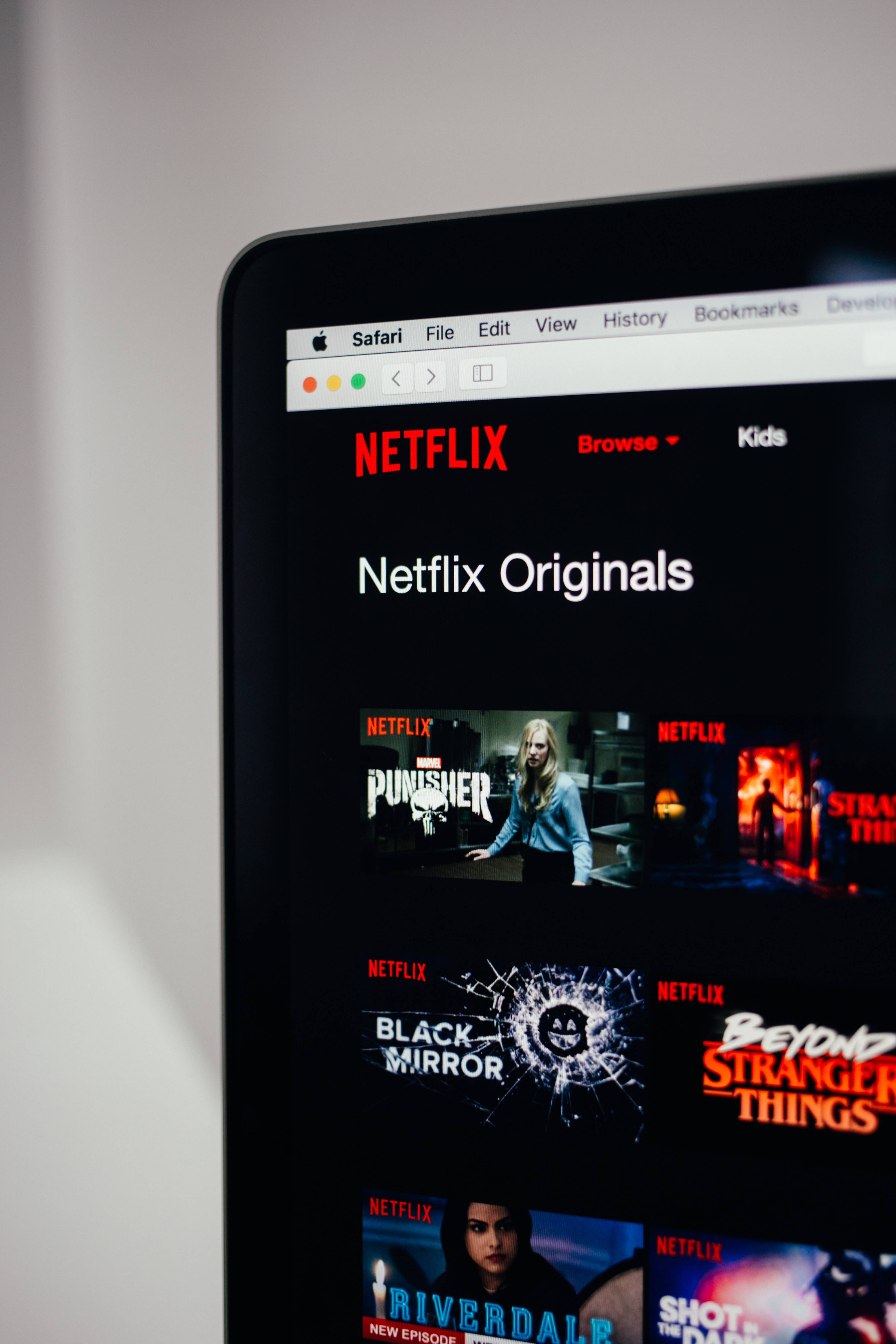 Netflix Adds 15.8 Million Subscribers In First Quarter