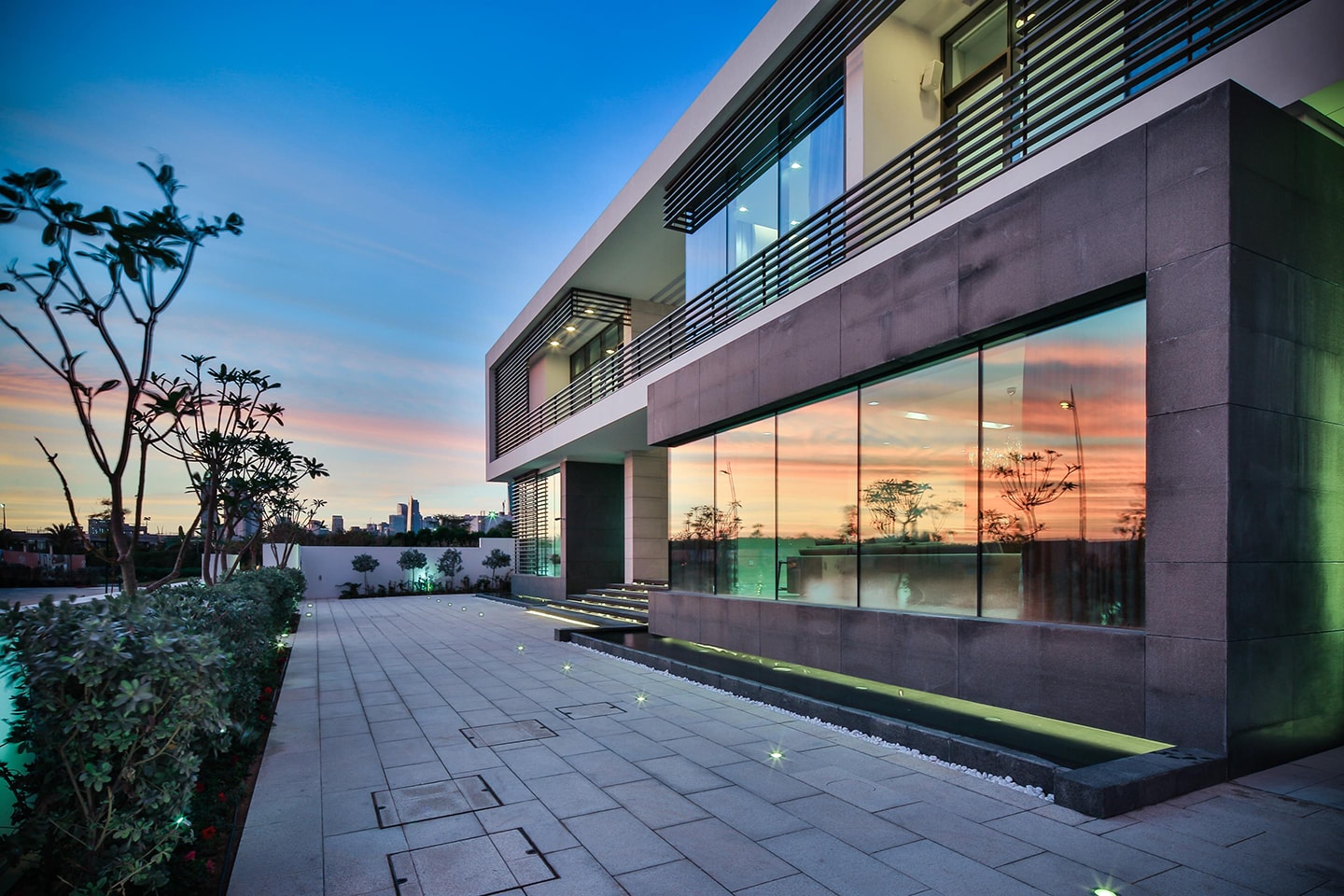 Quezada Architecture District One Residential Development by Quezada Architecture (Fred Quezada, Cecilia Quezada, Ed Tingley)
