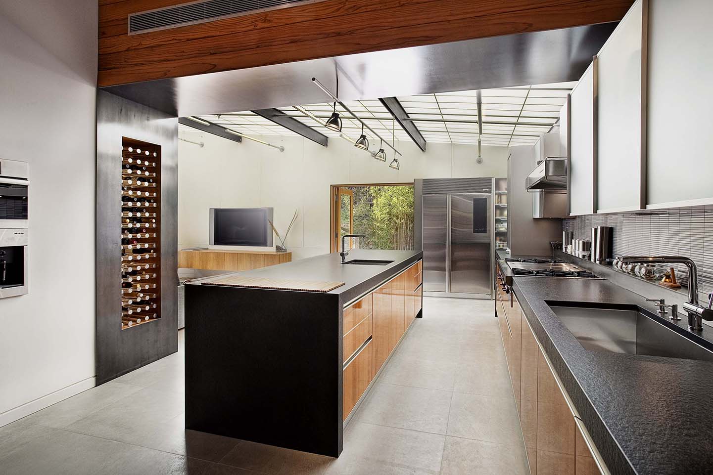Quezada Architecture Lovell Residence by Quezada Architecture (Fred Quezada, Cecilia Quezada, Ed Tingley)