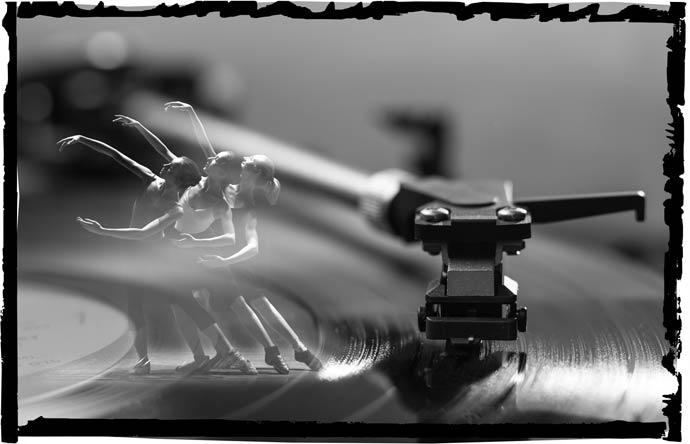 record player ballet dancers
