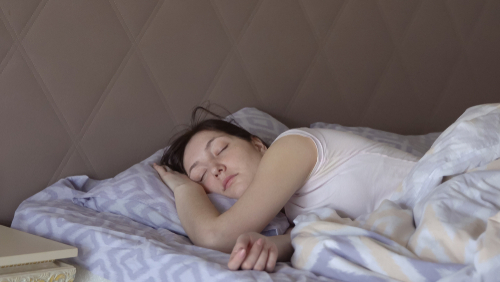 Sexe féminin et sédentarité, facteurs associés à un sommeil non réparateur