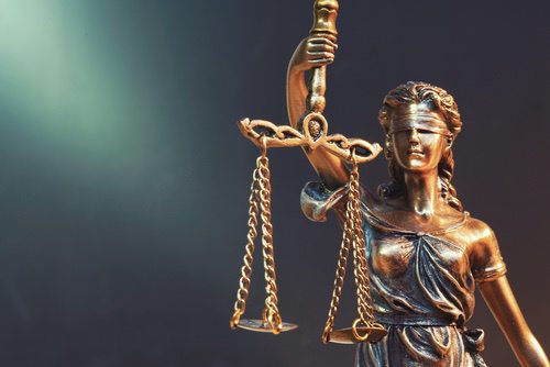 Avortement : une clause de conscience spécifique régulièrement débattue
