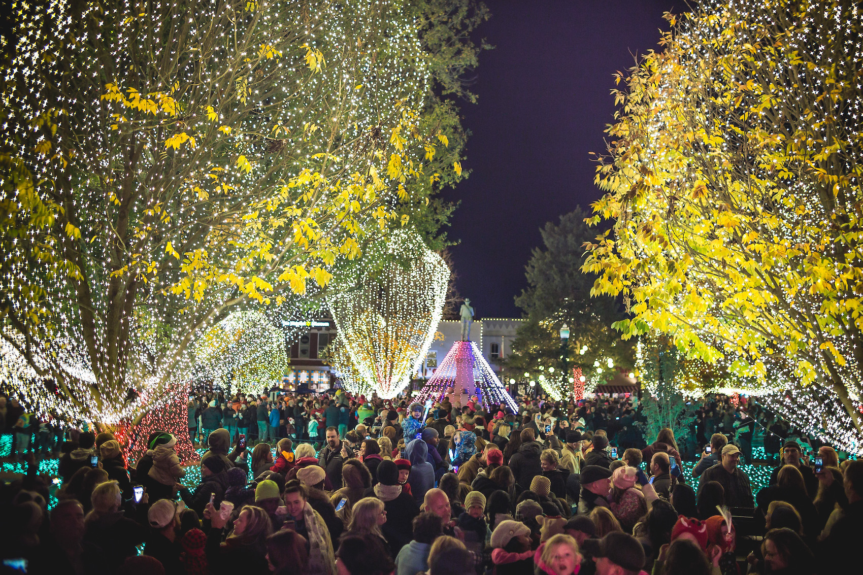 Lighting Of The Square Events Downtown Bentonville Inc