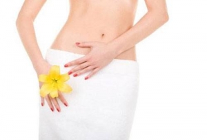 Vệ sinh vùng kín thường xuyên đúng cách giúp trị đau bụng kinh