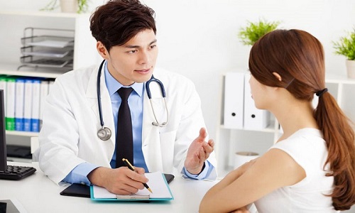Nổi mề đay ở lưng, bụng và những vấn đề cần bệnh nhân xử lý