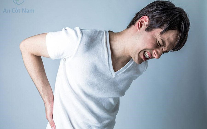 Bị đau lưng