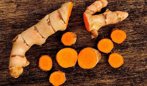 Cách chữa đau dạ dày bằng tinh bột nghệ, nghệ tươi và mật ong