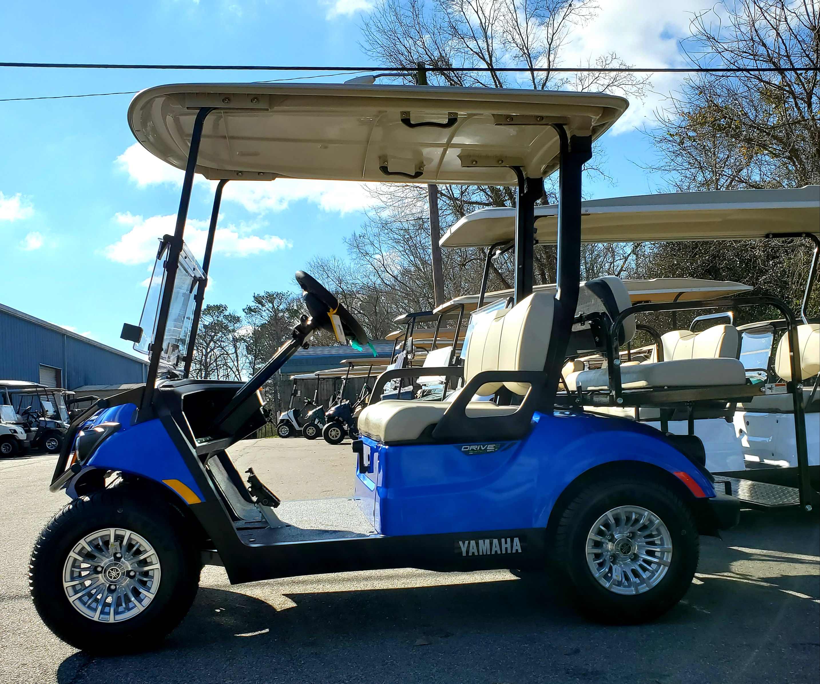 *SOLD**2021 YAMAHA GOLF CART QUIETTECH EFI