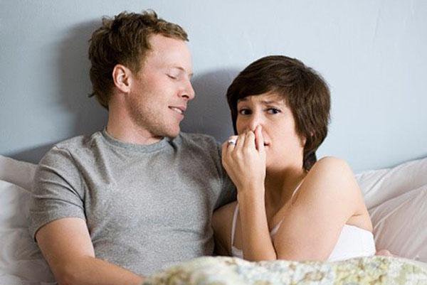 Tinh trùng có mùi hôi khó chịu