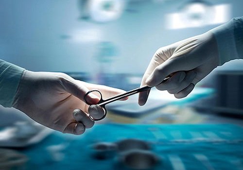 Nấm móng tay có nguy hiểm không và tự khỏi được không