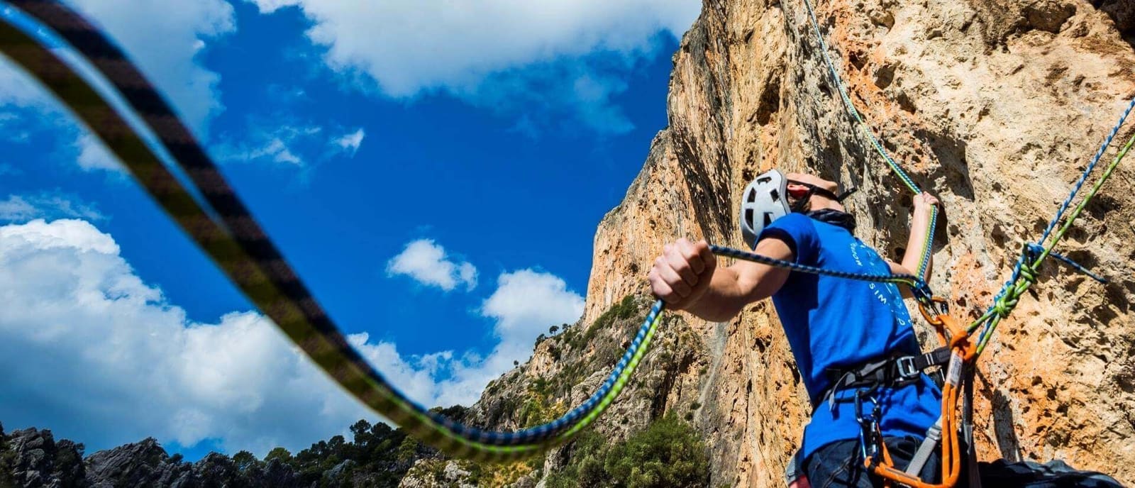 Best Tips To Choose A Climbing Rope