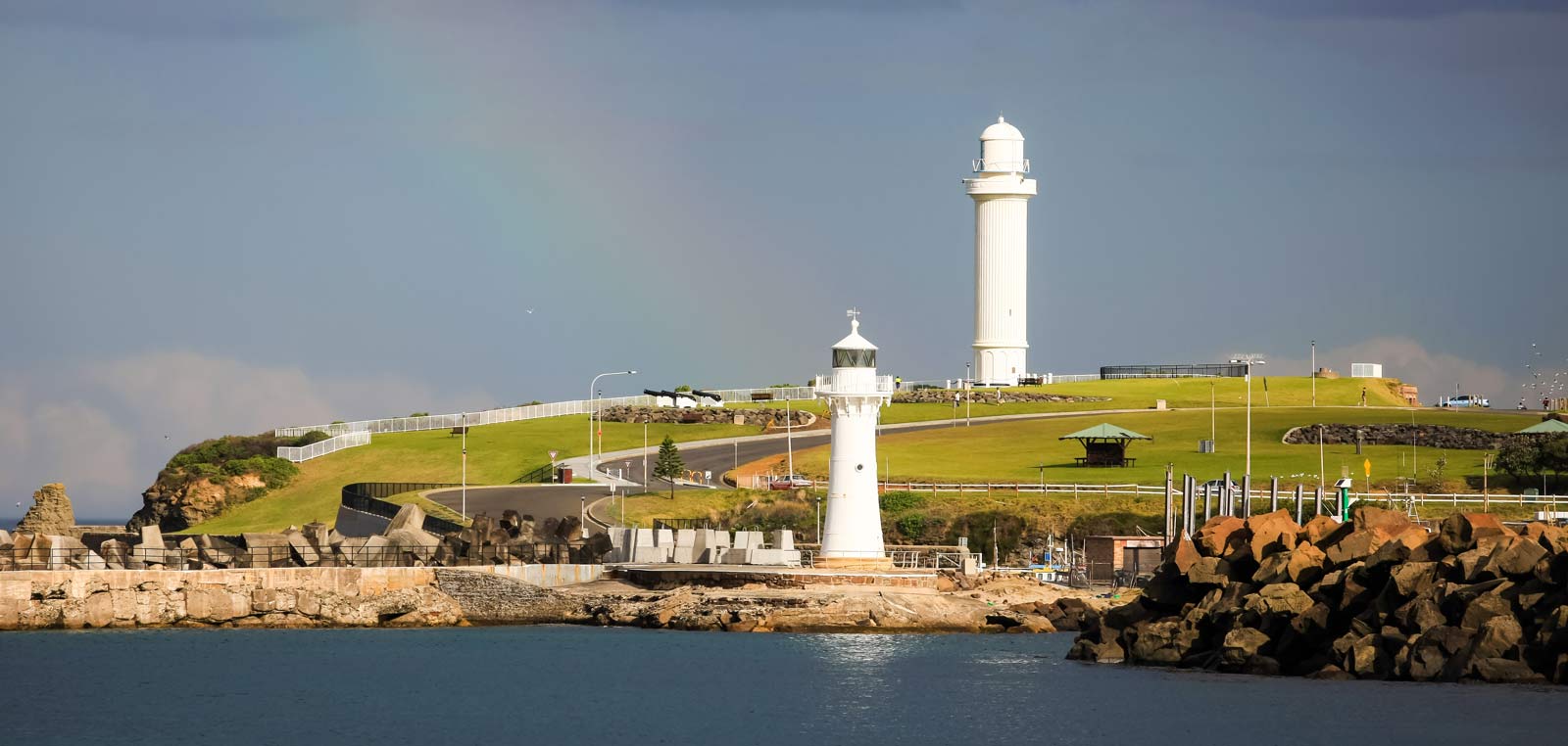 Location shot of Wollongong with both Lighthouses.