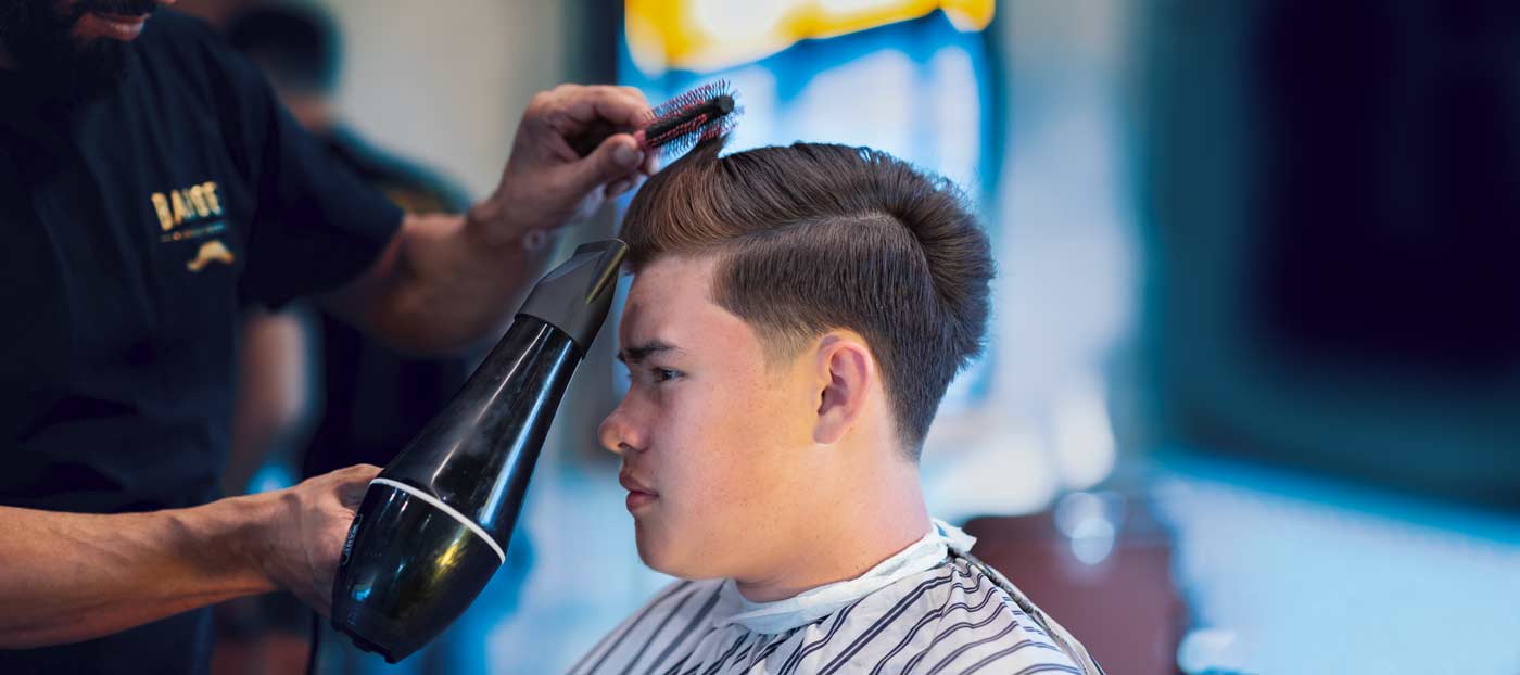 HOW TO COMMUNICATE WITH YOUR BARBER FOR THE PERFECT HAIRCUT