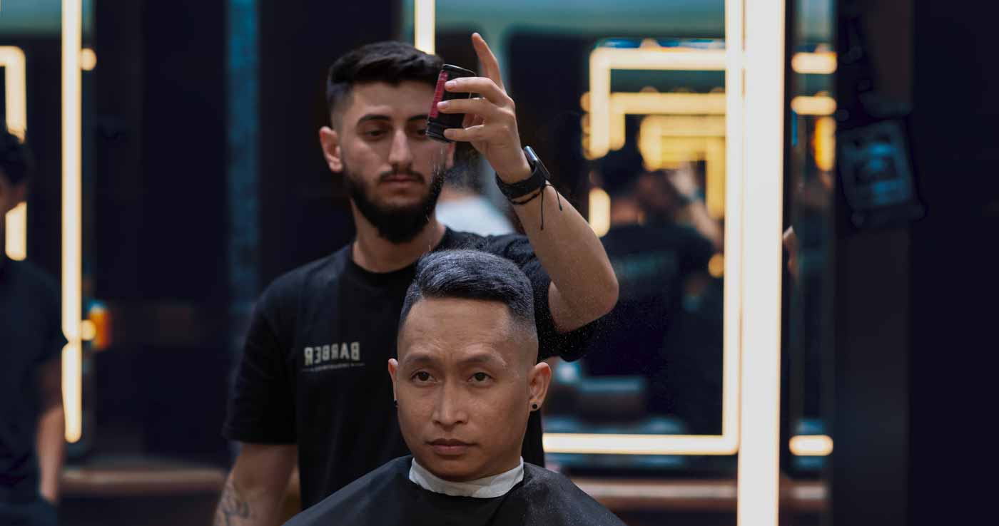 A MEN’S GUIDE TO THE POWER OF HAIR STYLING POWDER