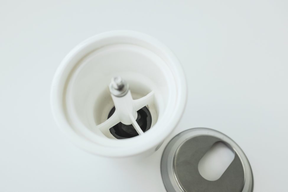 Hario ceramic and wood grinder-12