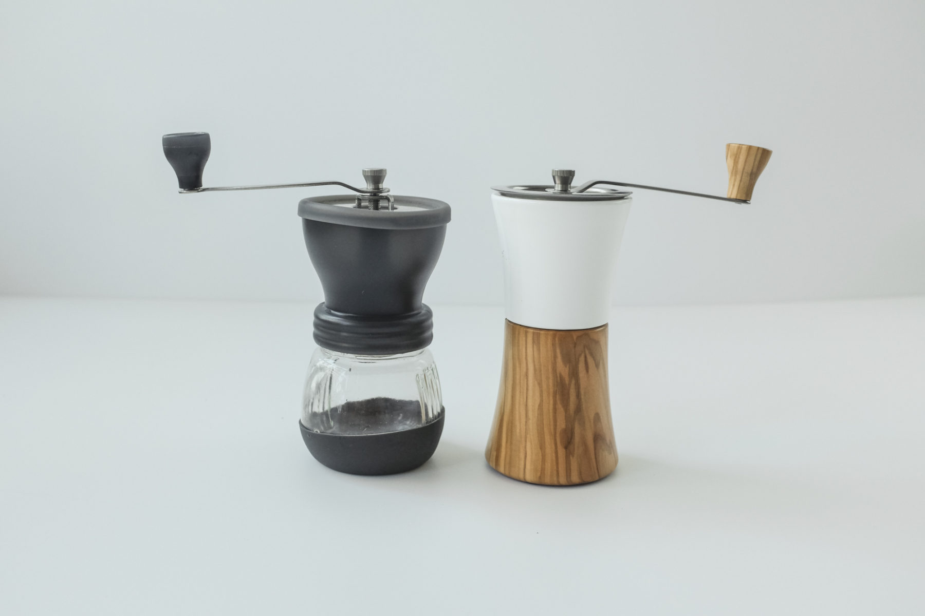Hario ceramic and wood grinder-17