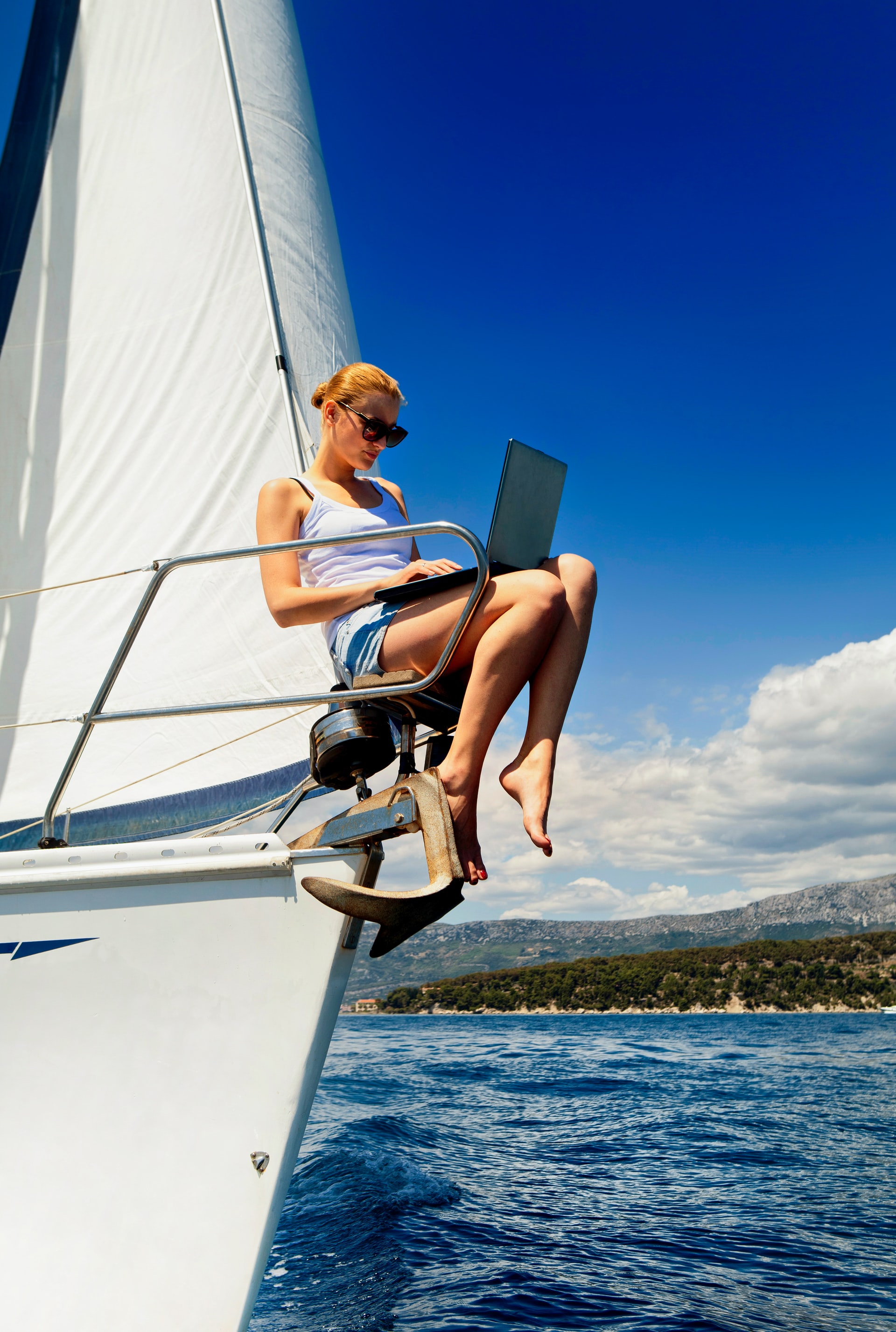 The Art of Crafting an Effective Digital Communication Disclaimer ➲ "Keep it Simple"!
