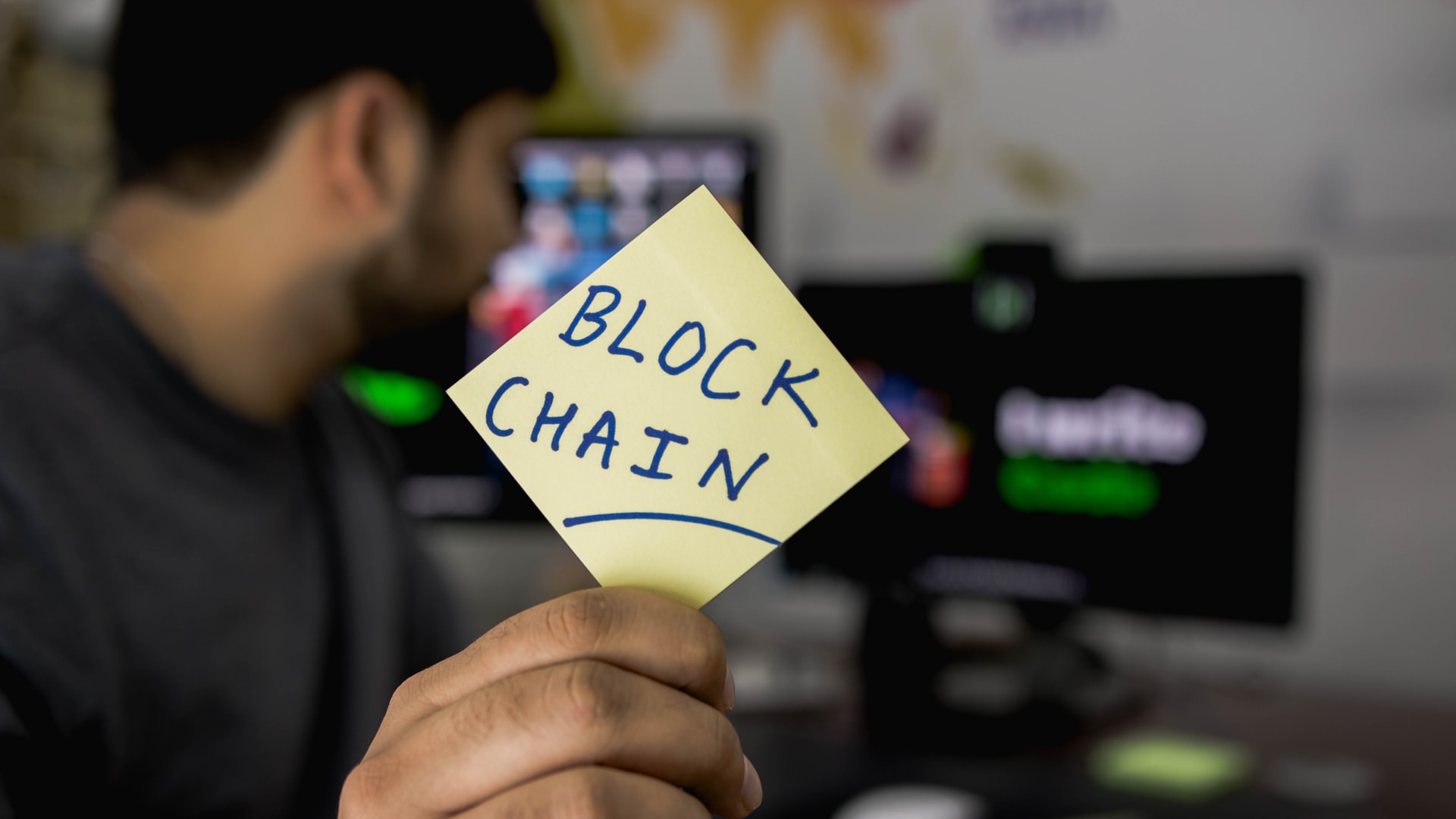 To DAO, or not to DAO ➲ That is the question!