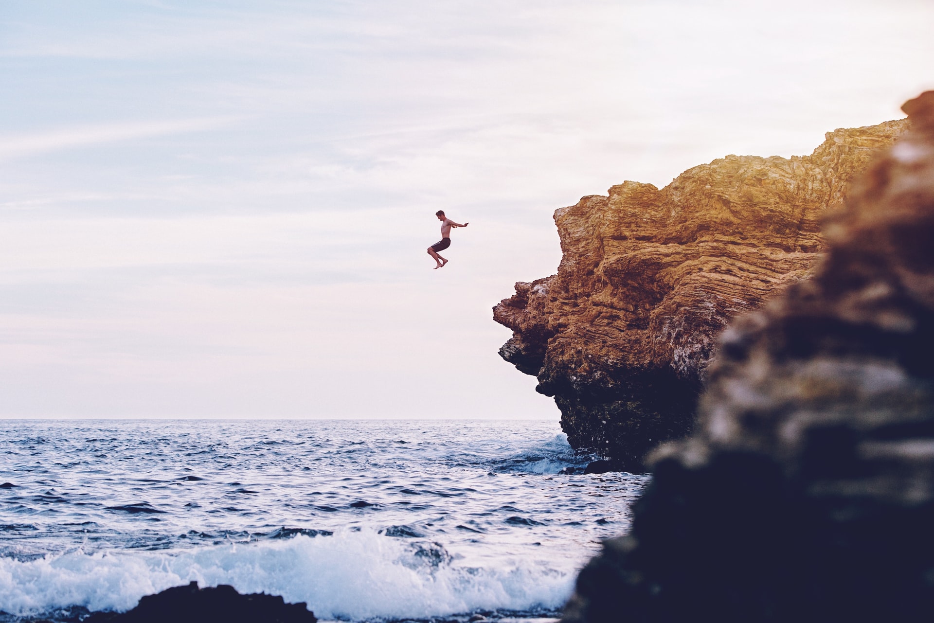 Born Biased ➲ Our Natural Tendency to Jump to Conclusions before Knowing all the Material Facts