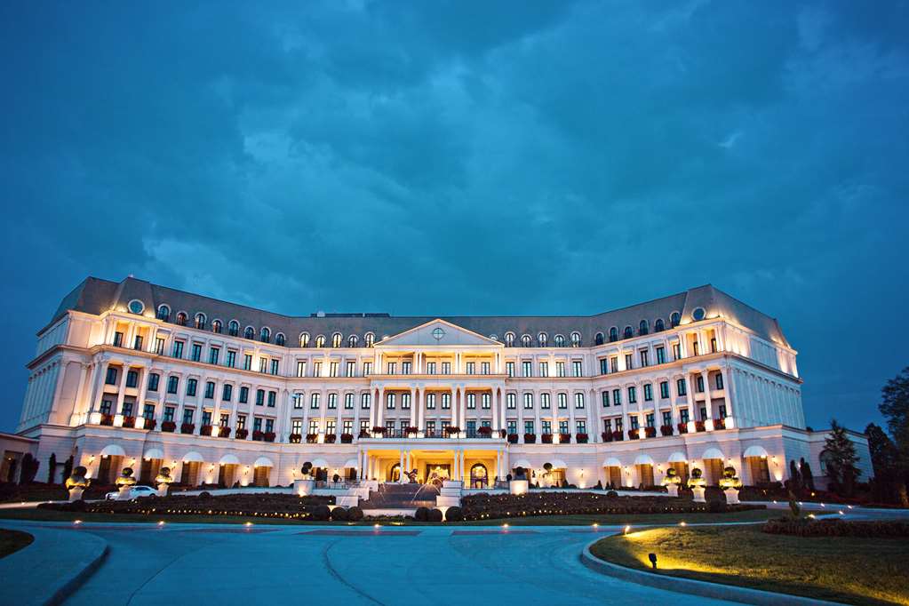 Nemacolin Woodlands Resort - Book with free breakfast, hotel credit