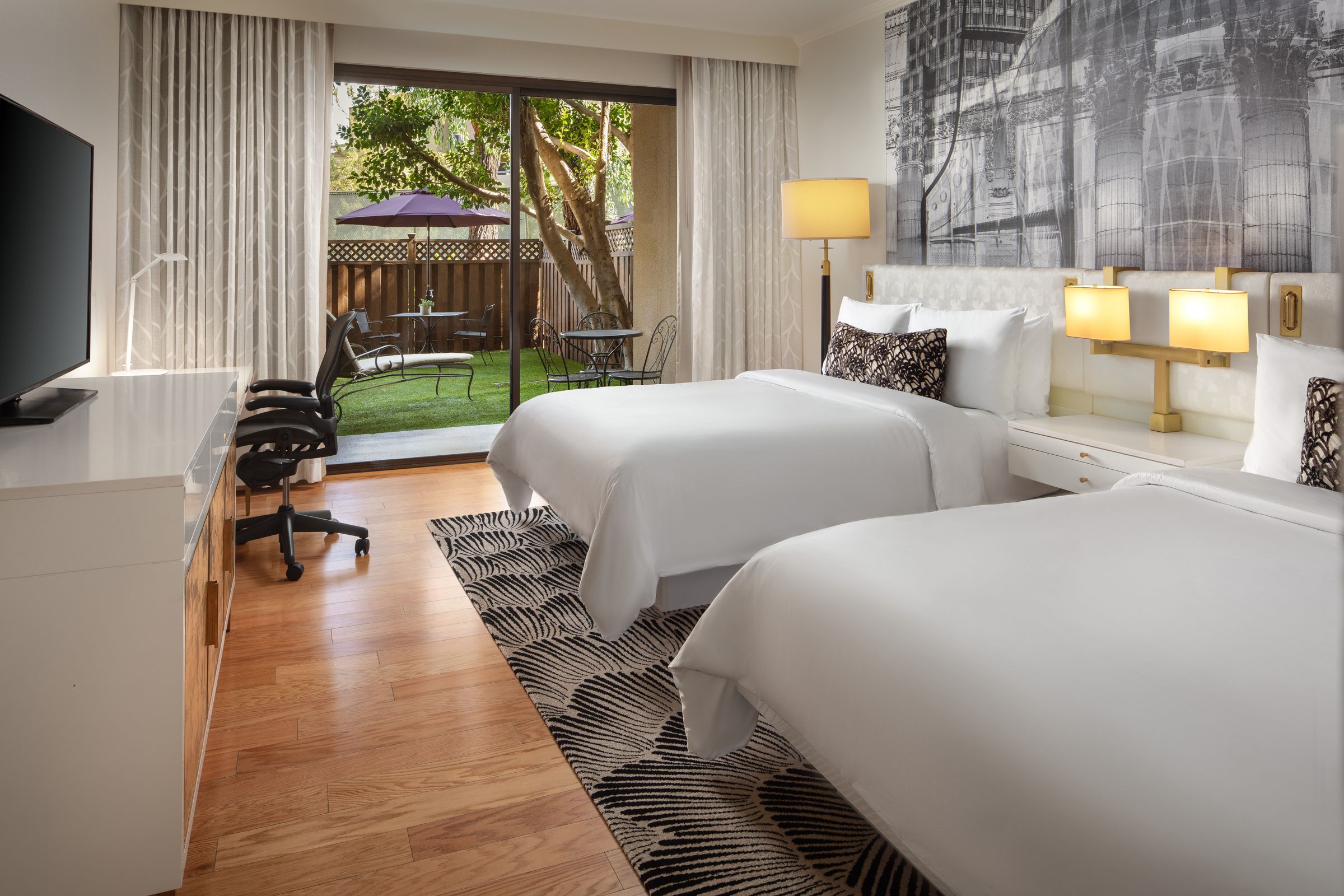 Avenue of the Arts Costa Mesa, a Tribute Portfolio Hotel Book with