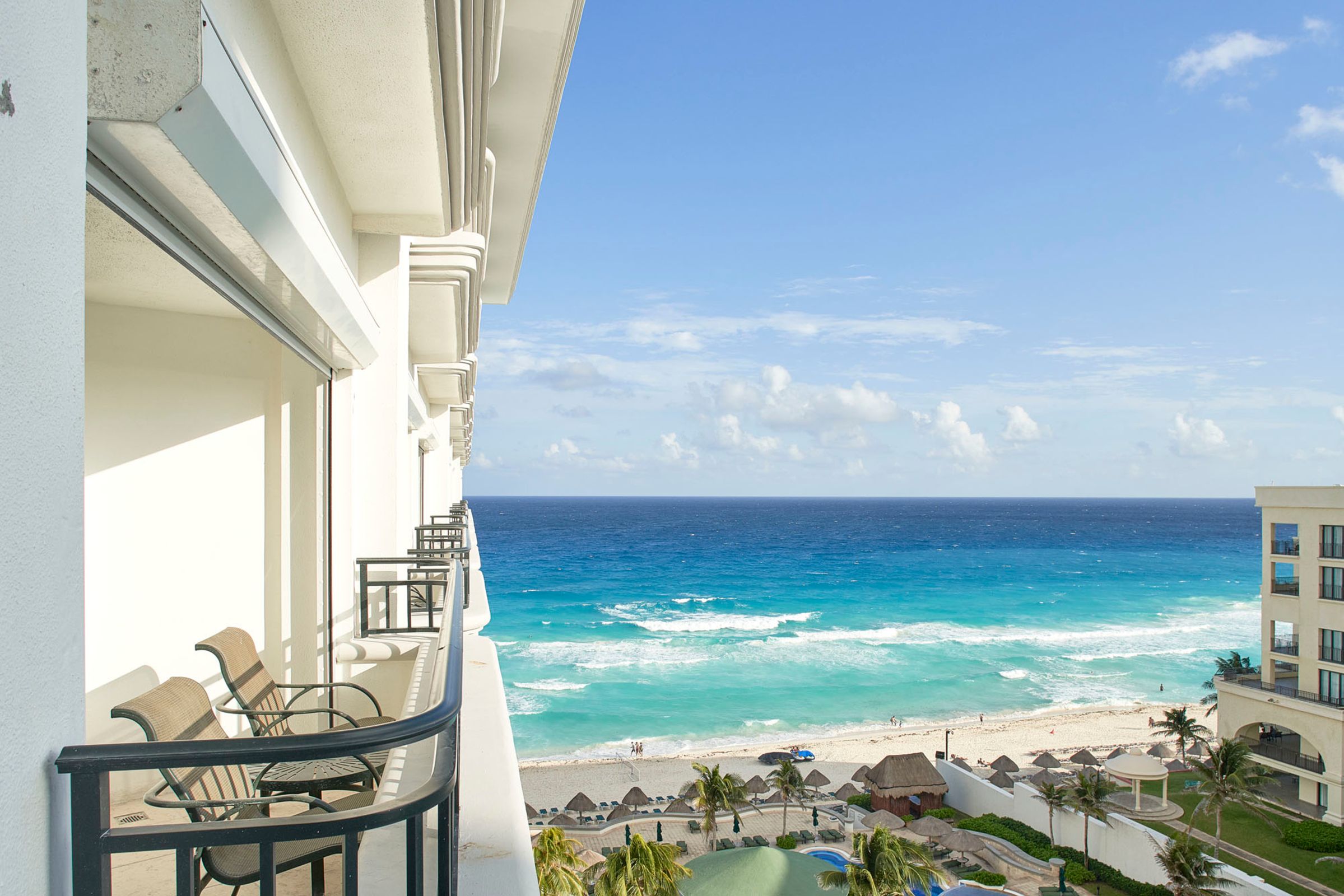 JW Marriott Cancun Resort and Spa Book with free breakfast, hotel