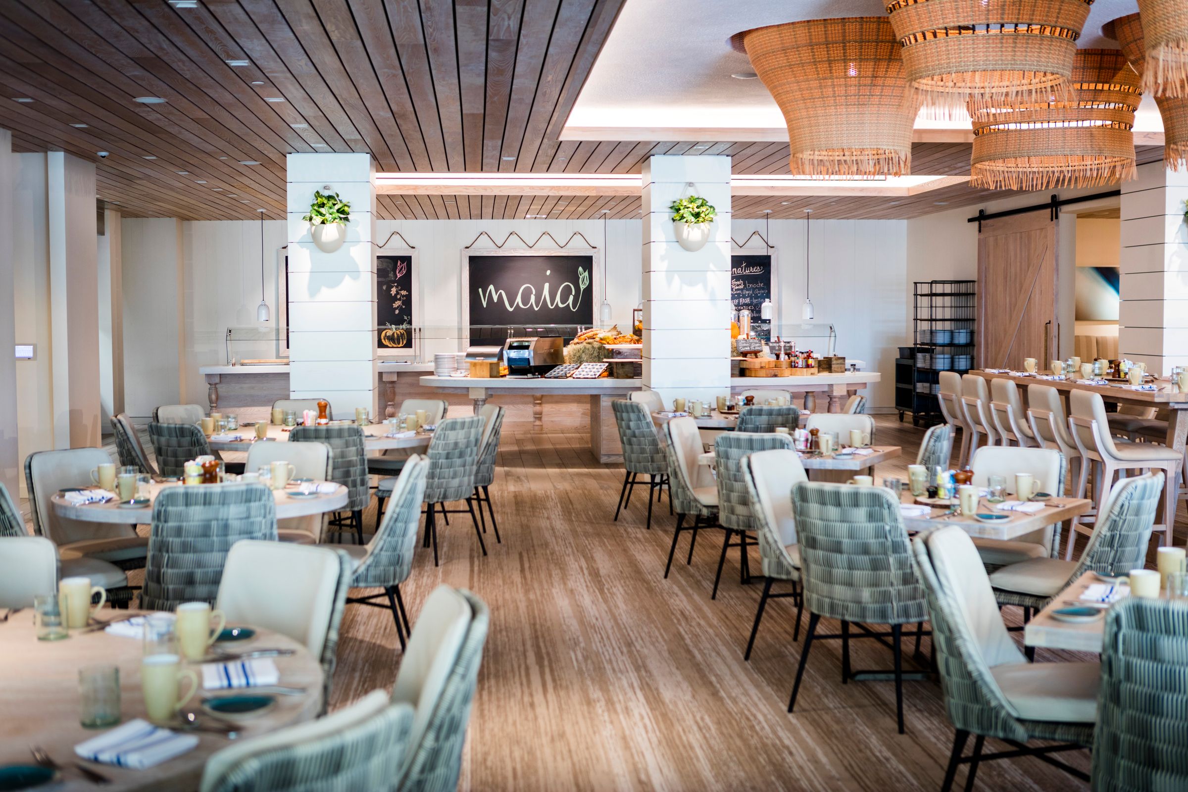 JW Marriott Marco Island Beach Resort Book with free breakfast, hotel