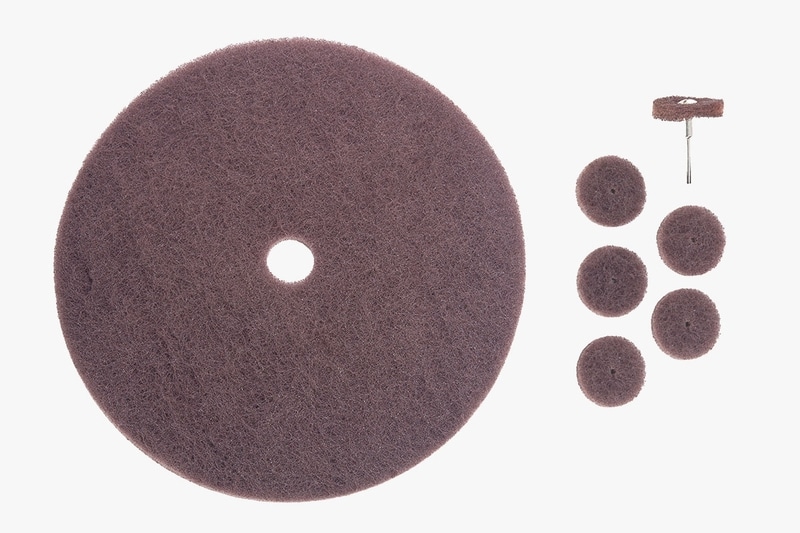 BLADECLEAN Blade & Bit Cleaning System Clean saw blades in 30 seconds.